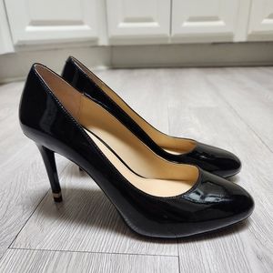 NWOT Michael Kors heels